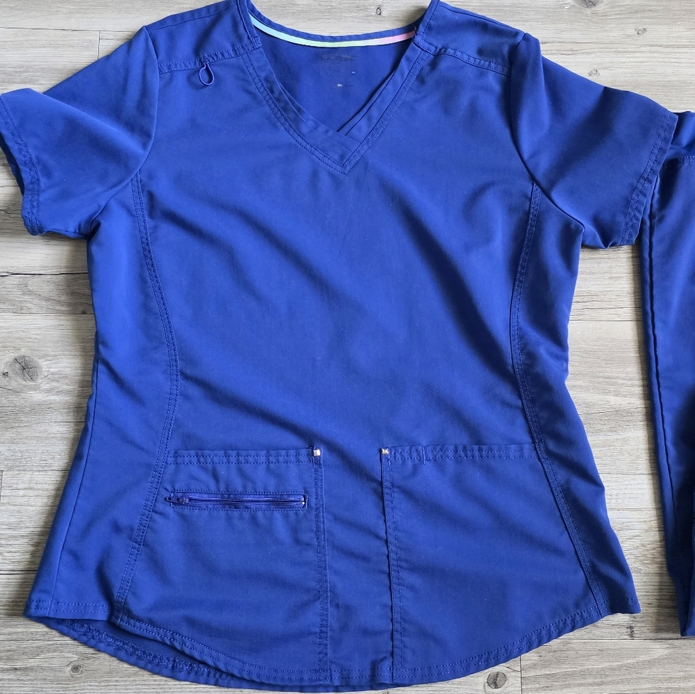 Women's Blue V-Neck Scrub Top And Jogger Srub Pants Set